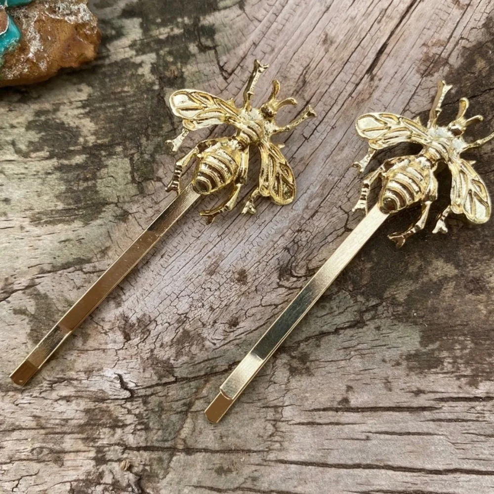 🐝Revive hair Barrettes 🐝